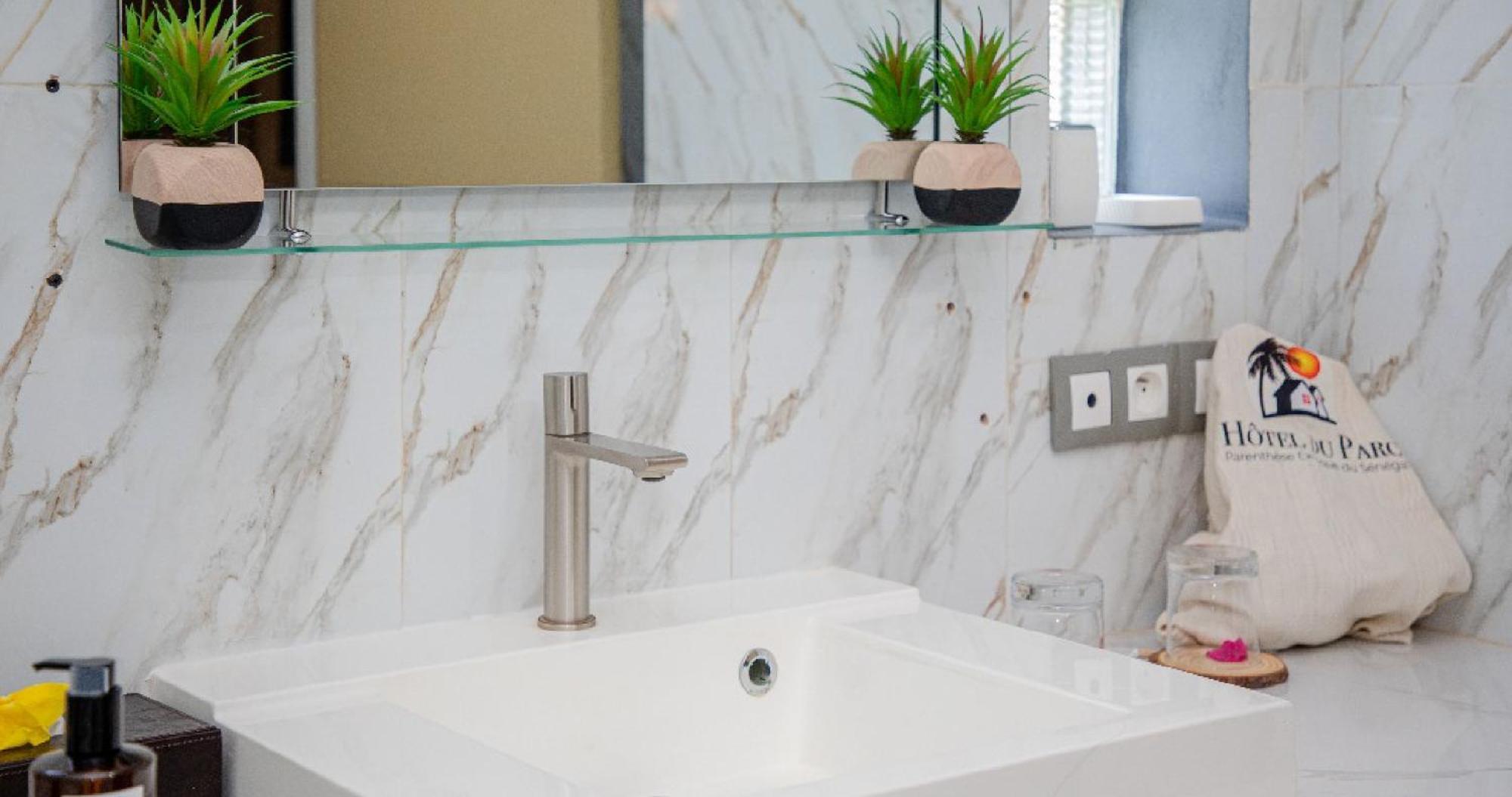 Hotel Du Parc Ngaring Ngoại thất bức ảnh